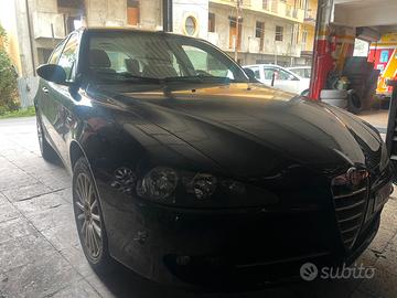 Ricambi Alfa Romeo 147
