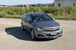 Opel Astra GTC 1.7 CDTI - 2007