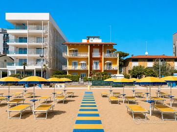 Fronte mare 2 camere con (ex super) terrazza