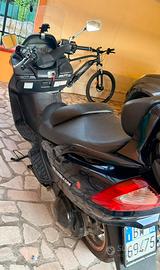 Suzuki burgman 400