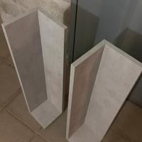 Coppia di mensole grigie