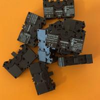 SIEMENS 3SB3400-0B.  9 pezzi disponibili