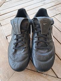 nike premier con tacchetti in ferro ,