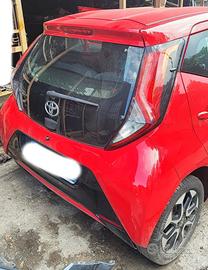 Ricambi Toyota Aygo 1.0 cod. mot. 1KR