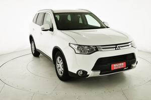MITSUBISHI Outlander 2.2 DI-D 4WD Instyle 5p.