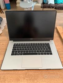 Pc Huawei modello BOM-WXX9