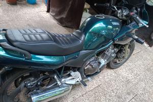 Yamaha 600 XJ diversion