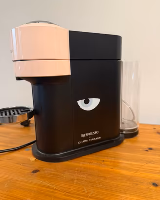 Macchina caffè Nespresso Vertuo-  Chiara Ferragni.