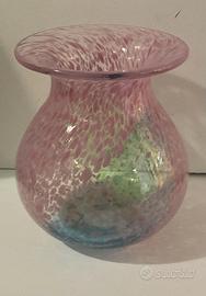 Kosta Boda vaso in vetro rosa Ulrika Valien