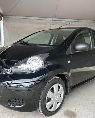 Toyota Aygo 1.0 12V VVT-i 5 porte Deep Ocean Conne