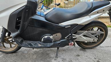 honda Integra 750 cc sport edition Dct