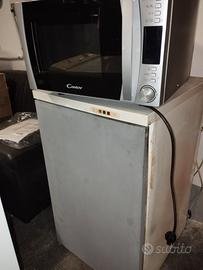 congelatore  e microonde 