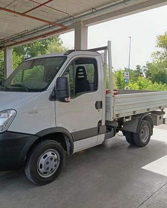 Iveco daily Ribaltabile trilaterale 