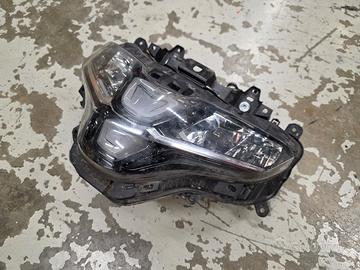 TRICITY 300 2022 FANALE ANTERIORE