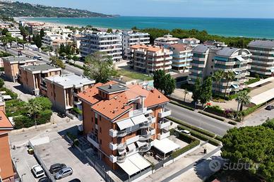 3 LOCALI A VASTO