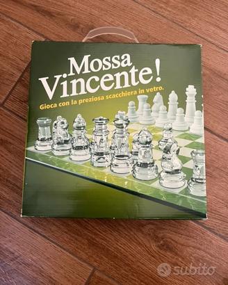 Set di Scacchi in Vetro "Mossa Vincente!"