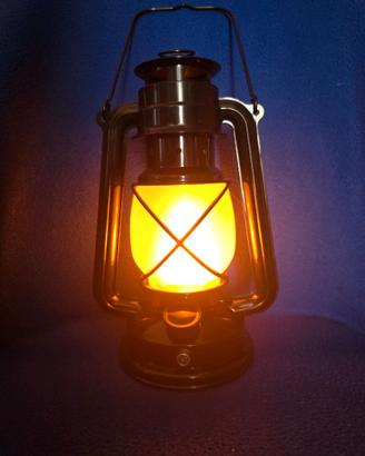 Lanterna da Tavolo Stile Retrò Lampada a LED