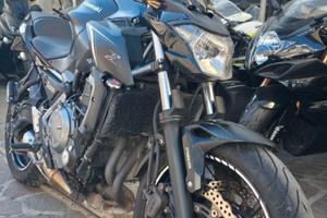 Kawasaki Z650 TUA A 60€ AL MESE PER 2 ANNI POI SCE