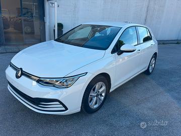 Volkswagen Golf 1.5 TGI Life