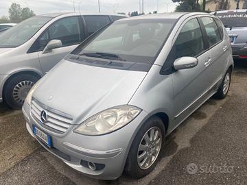 Mercedes-benz A 180 A 180 CDI Elegance (PROBLEMI A