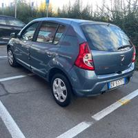 Dacia Sandero 1.2 16V Lauréate 2009 117.000 KM