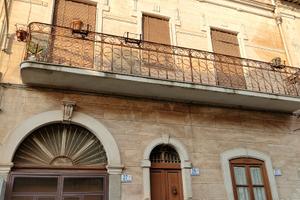 Intero stabile Motta Via Regina Margherita rif 04M