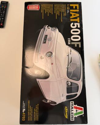 Italeri Fiat 500 f 1968 1:12 completo nuovo