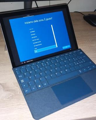 Microsoft Surface Go 2 con Tastiera Alcantara