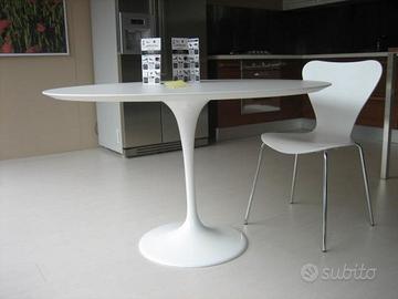 Tavolo tulip Eero Saarinen Bauhaus