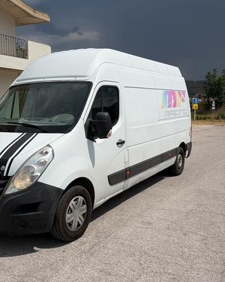 Renault master
