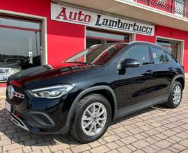 MERCEDES-BENZ GLA 200 d Automatic Business Extra