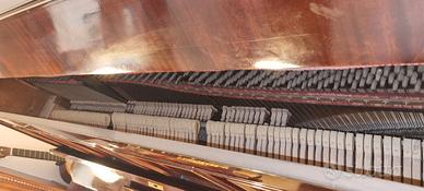 Pianoforte verticale