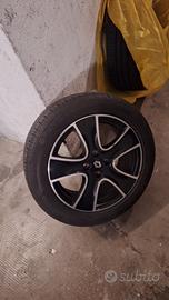 cerchi alluminio r16 e gomme clio 4