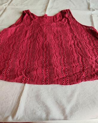 Top in pizzo bordeaux lavorato svasato