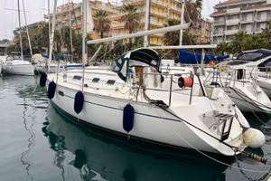 Beneteau Oceanis 300
