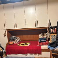 Armadio a ponte con letto doppio/parete per camera