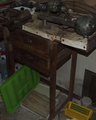 Banco (bancone) da lavoro vintage con mola