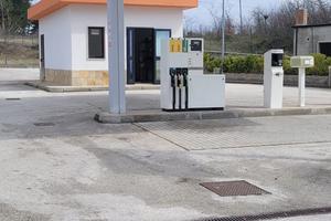 Distributore di carburanti