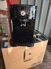 De longhi macchina caffè Magnifica S