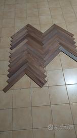 47 mtq di parquet  in legno di Iroko