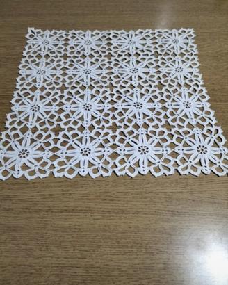 Centrino Tricot fatto a Mano