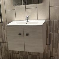 Mobile da bagno con specchio