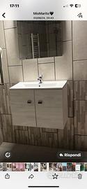Mobile da bagno con specchio
