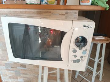 forno a microonde Whirlpool 