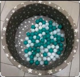 Piscina con palline Pampers