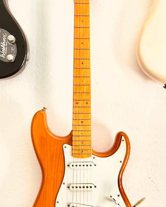 SX Stratocaster Gold Vintage Handmade Nuova