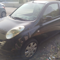 Nissan micra 2006 incidentata