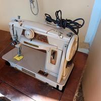 Macchina da cucire singer a pedale