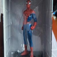 Spiderman statuina in resina
