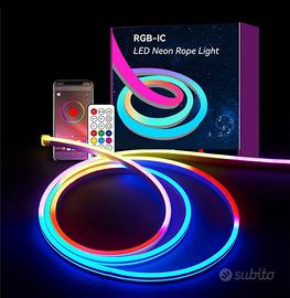Striscia LED RGB 5M con Telecomando e App
